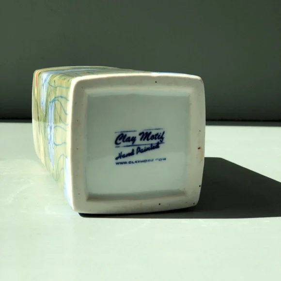 Vintage Square Vase - Picture 7 of 7